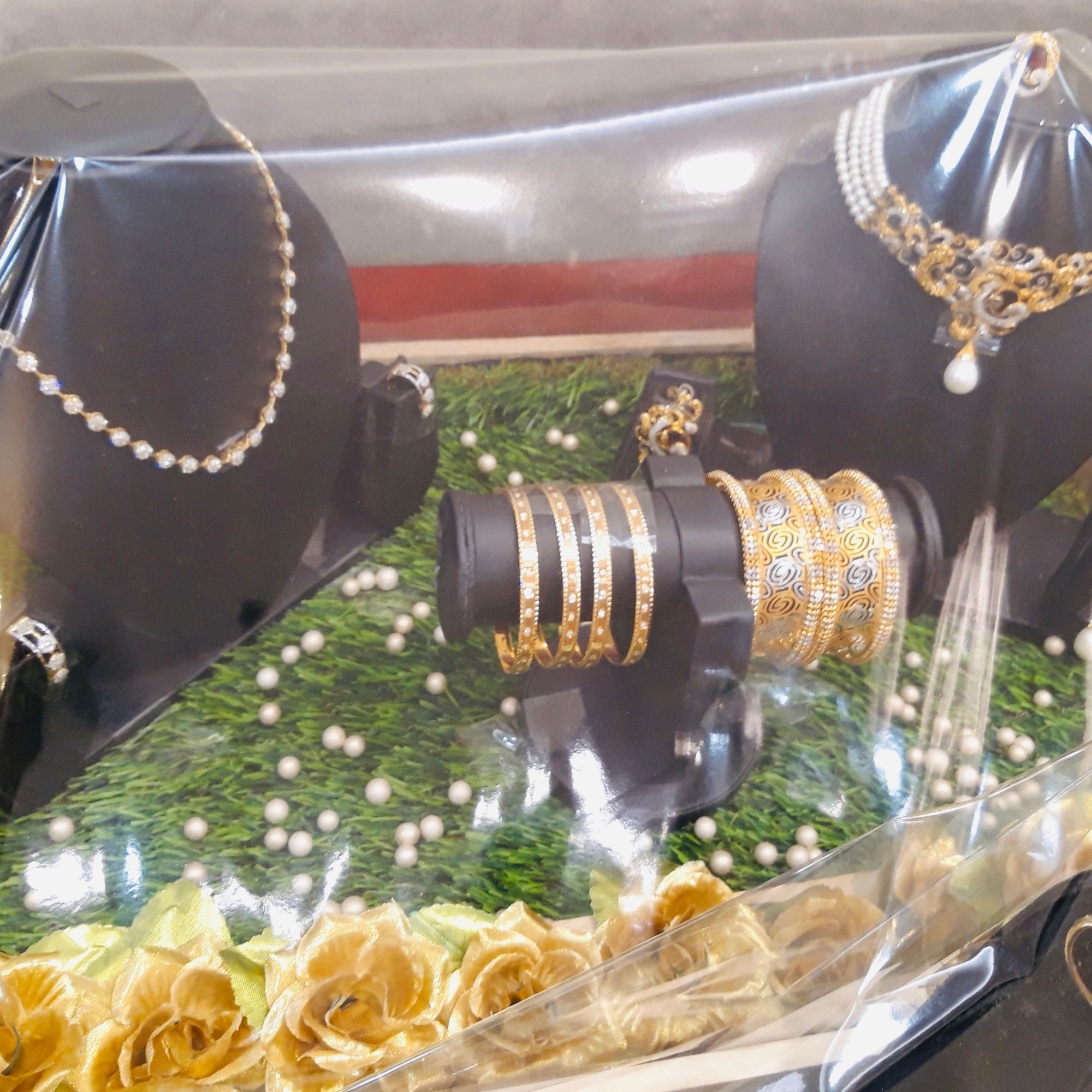 KHIMAAR SHIMMER HIJABS (16)