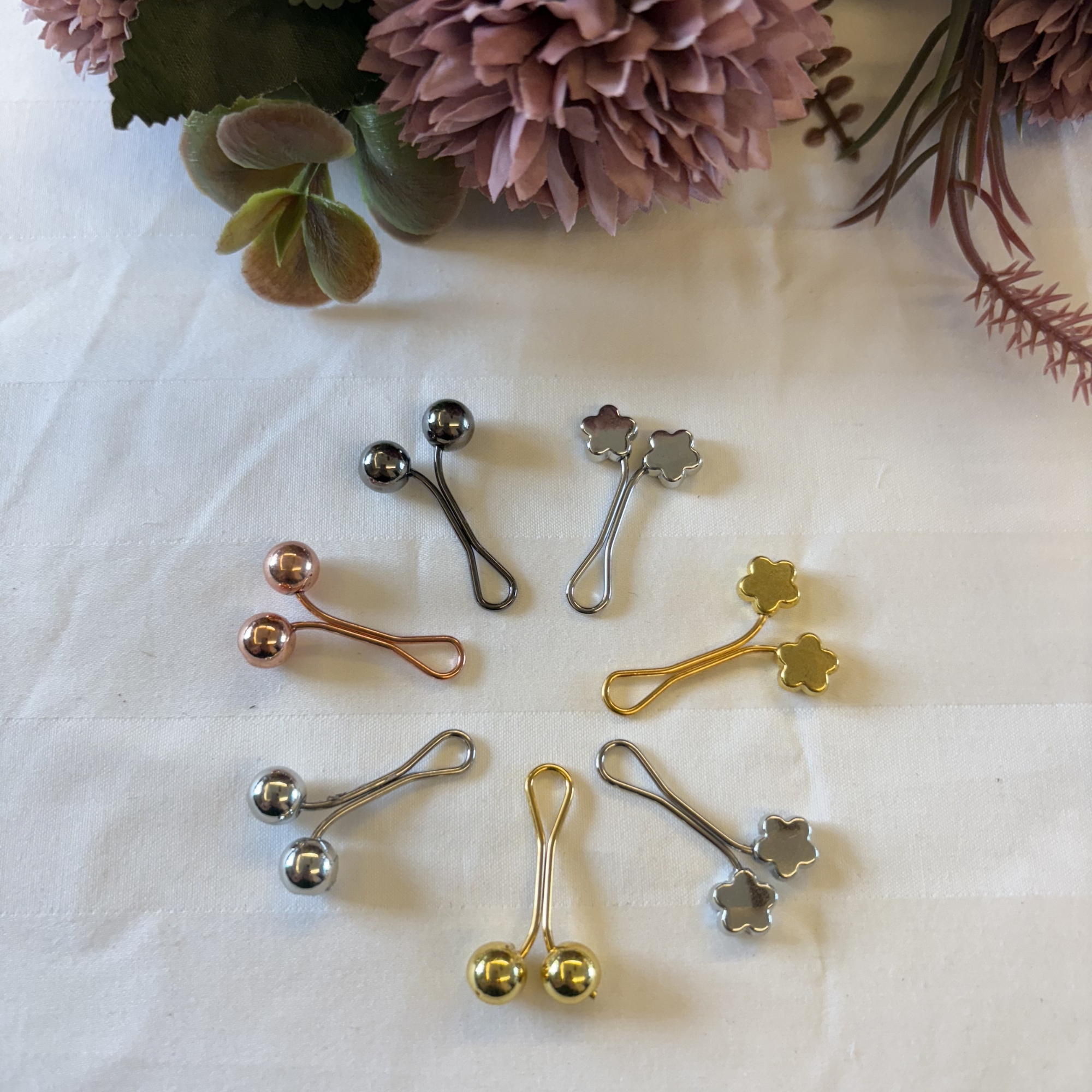 Metallic Loop Pins
